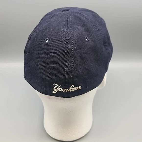 New Era New York Yankees MLB Baseball Cap Navy Blue Adjustable Size Medium Large - Picture 4 of 7